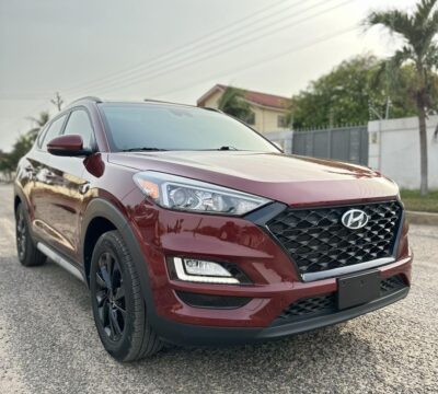 2020-Hyundai-Tucson-leather-seats-reverse-camera-for-sale-in-Accra-1