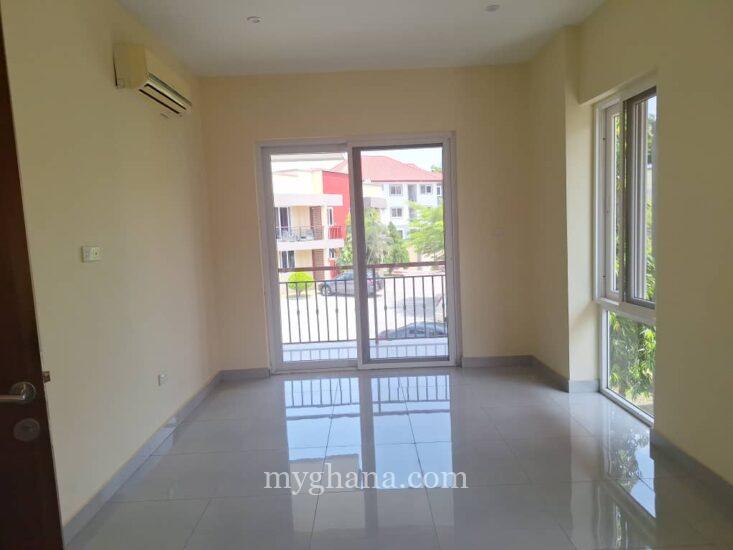 5 bedroom townhouse to let at Cantonments, Accra