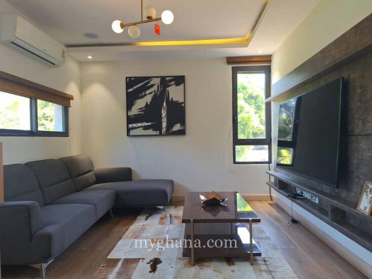 Executive furnished four bedroom house to let at Cantonments