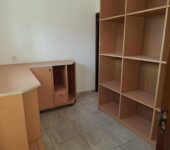 5 bedroom house with large garden to let at Tse Addo