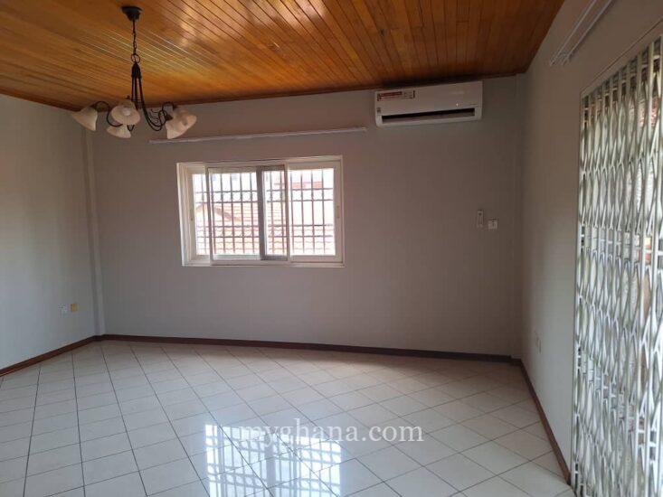 4 bedroom townhouse to let at Labone, Accra