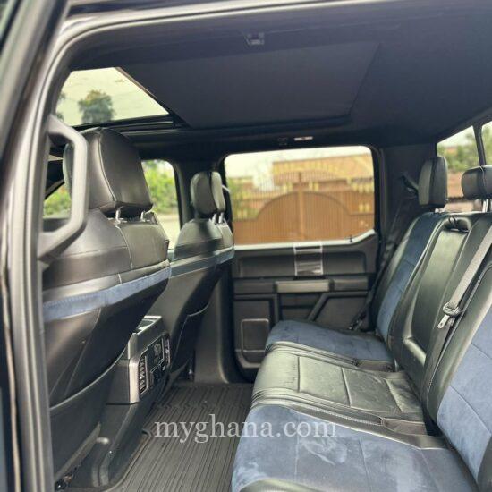 Ford F-150 Raptor 2020 model automatic 4×4