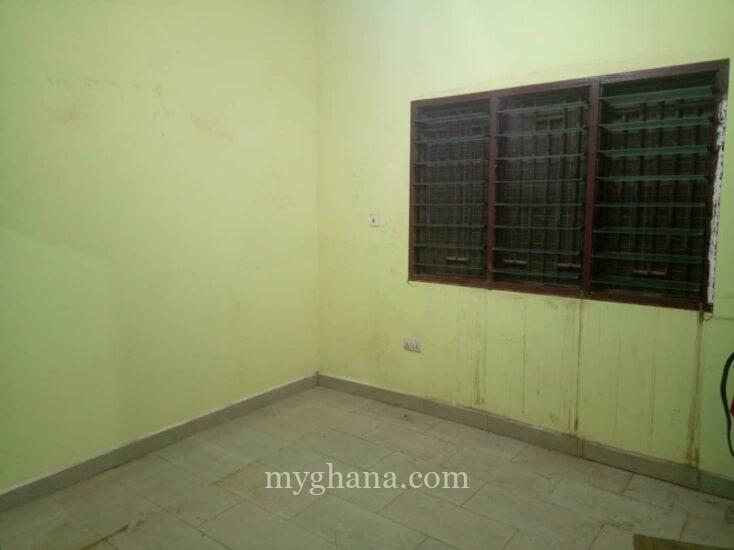 Chamber and hall self contain for rent at teshie tebibino