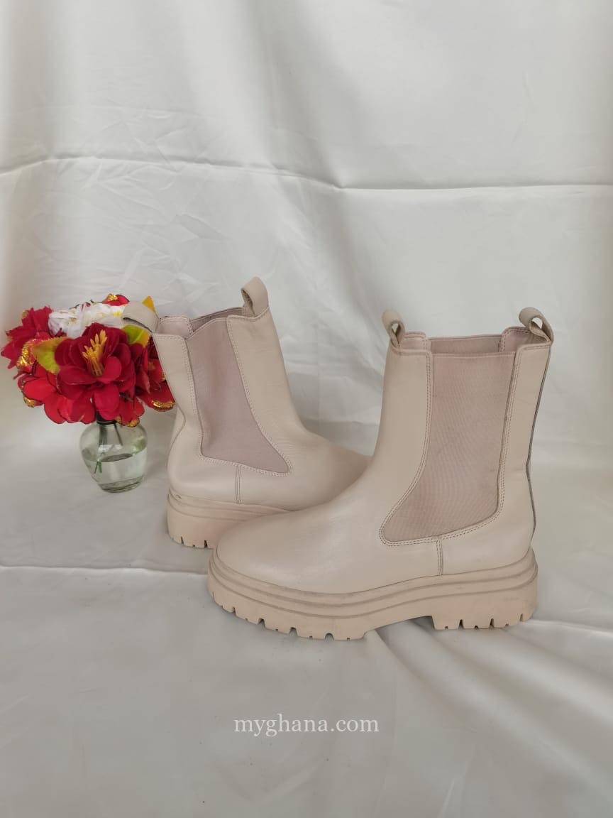 Unisex fashion boot