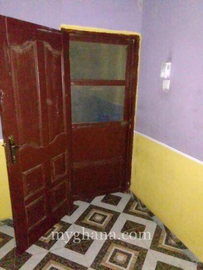 Single room self contain for rent at teshie Tsui bleoo