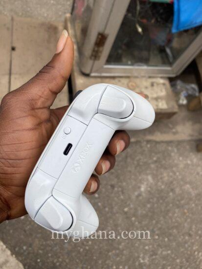 Original Xbox series controller available on the low
