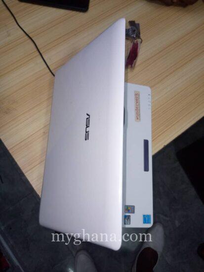 Asus mini laptop dual core 2