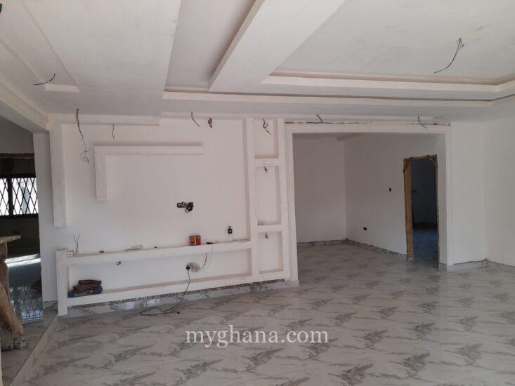 4 bedroom house near completion 95% @ Oyibi