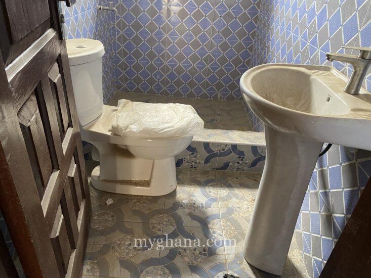 2 bedroom apartment for rent at amasaman kuntunse