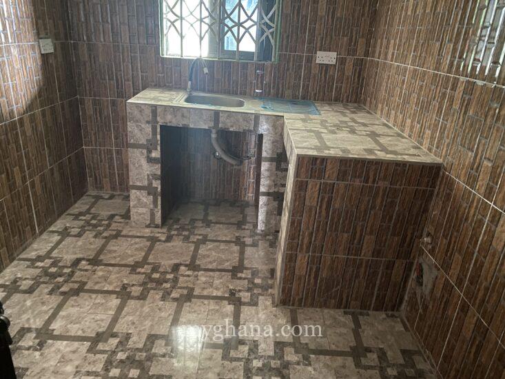 2 bedroom apartment for rent at amasaman kuntunse
