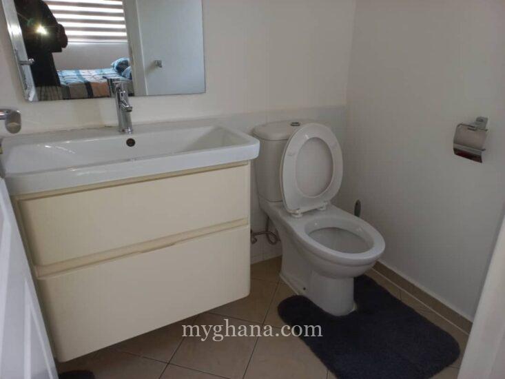 Fully furnished two bedroom apartment to let at Cantonments, Accra