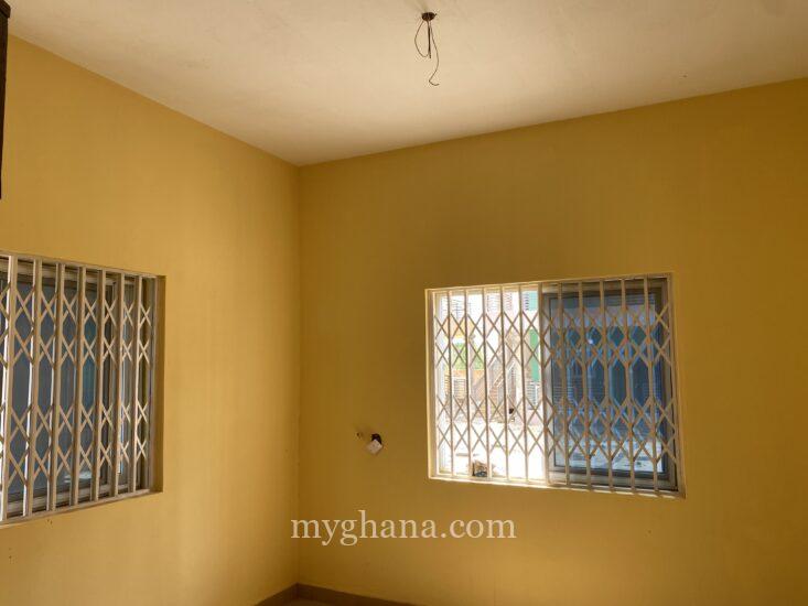 Chamber and hall self contain for rent at amasaman kuntunse
