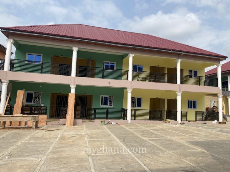 Chamber and hall self contain for rent at amasaman kuntunse