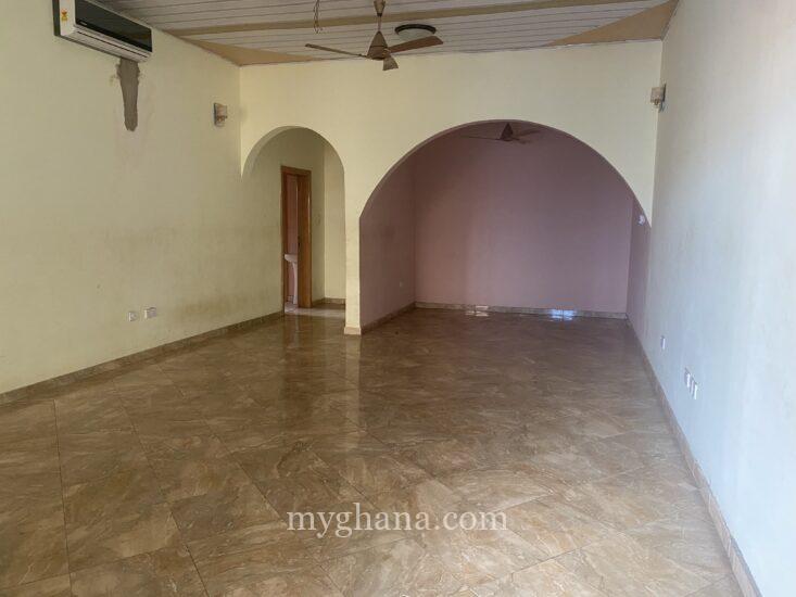 3 bedroom apartment for rent at amasaman cocobod