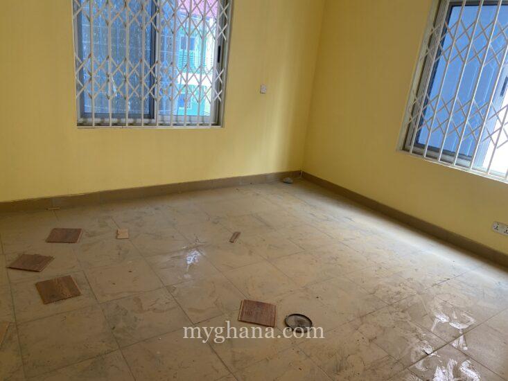 2 bedroom apartment for rent at amasaman