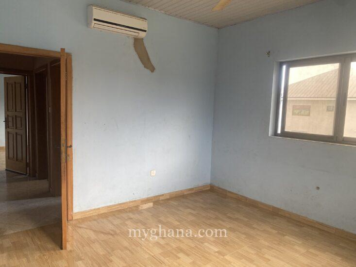 3 bedroom apartment for rent at amasaman cocobod