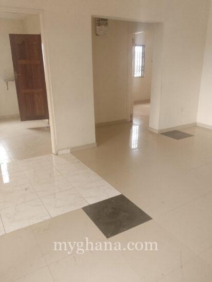 Chamber and hall self contain for rent at Alahaji
