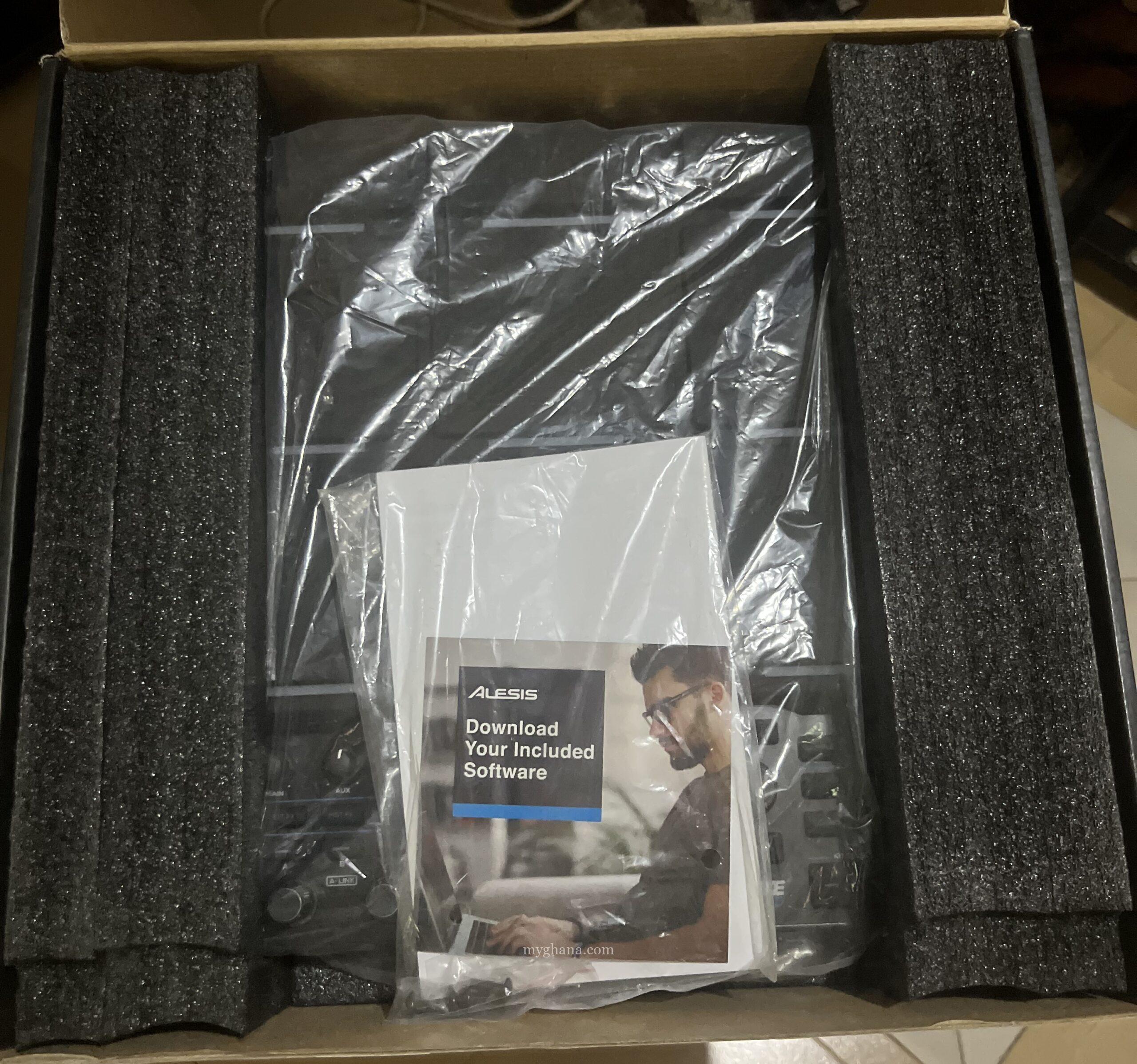 Alesis Strike Multipad Percussion Pad