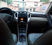 TOYOTA HIGHLANDERS SPORTS SMALL ENGINE 2008 MODEL