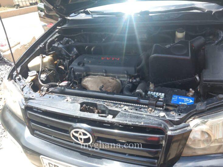 TOYOTA HIGHLANDERS SPORTS SMALL ENGINE 2008 MODEL