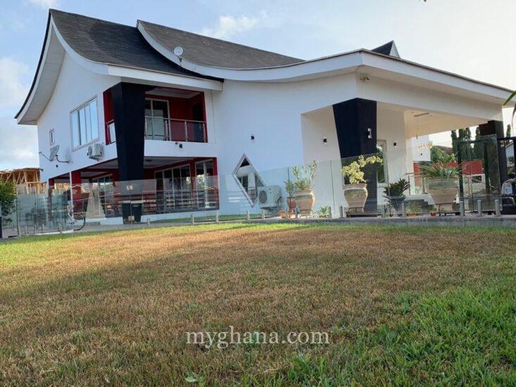 5 Bedroom House for Sale at East Airport Hills Estate