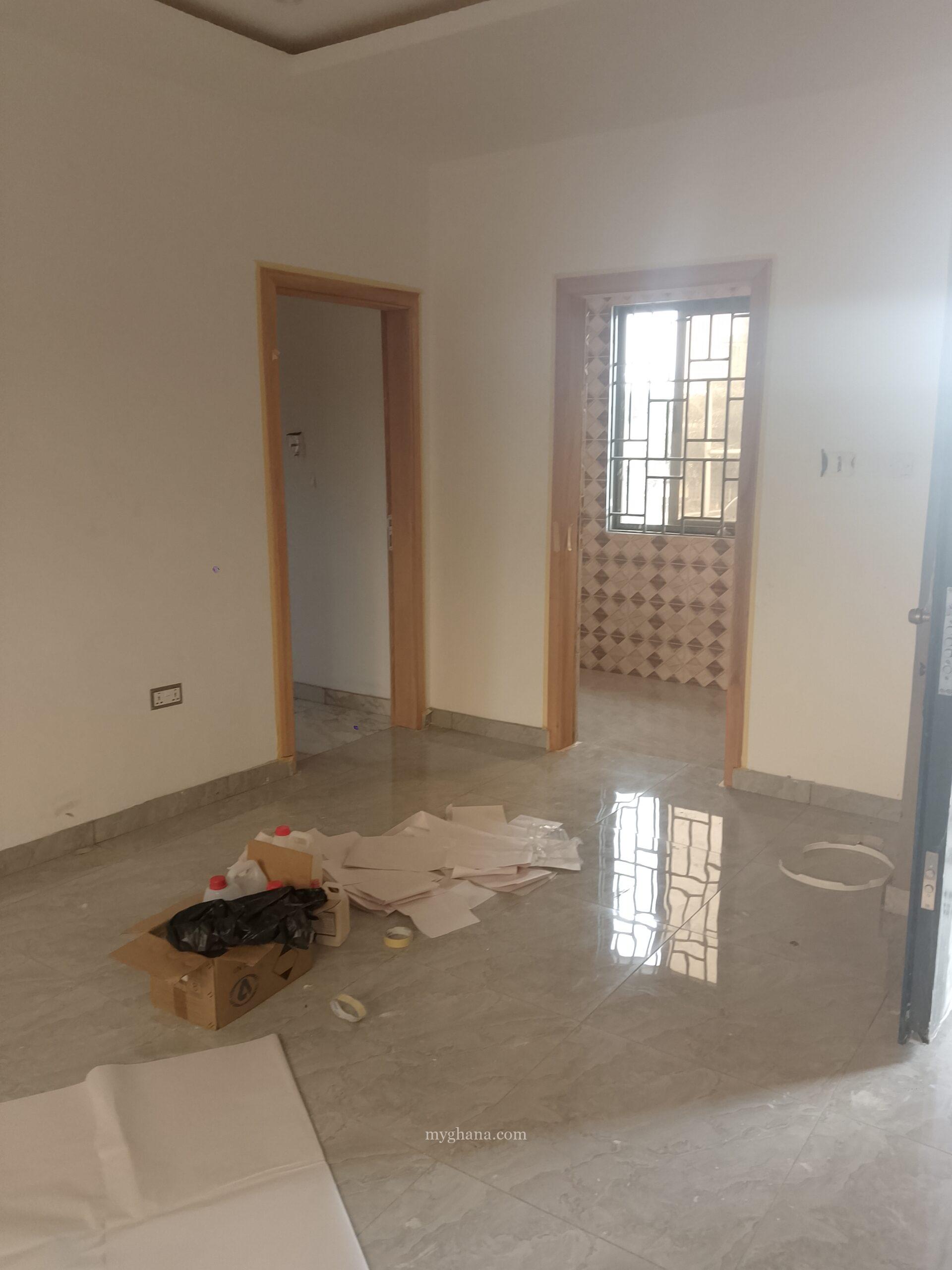 Chamber and hall self contain for rent at tantra