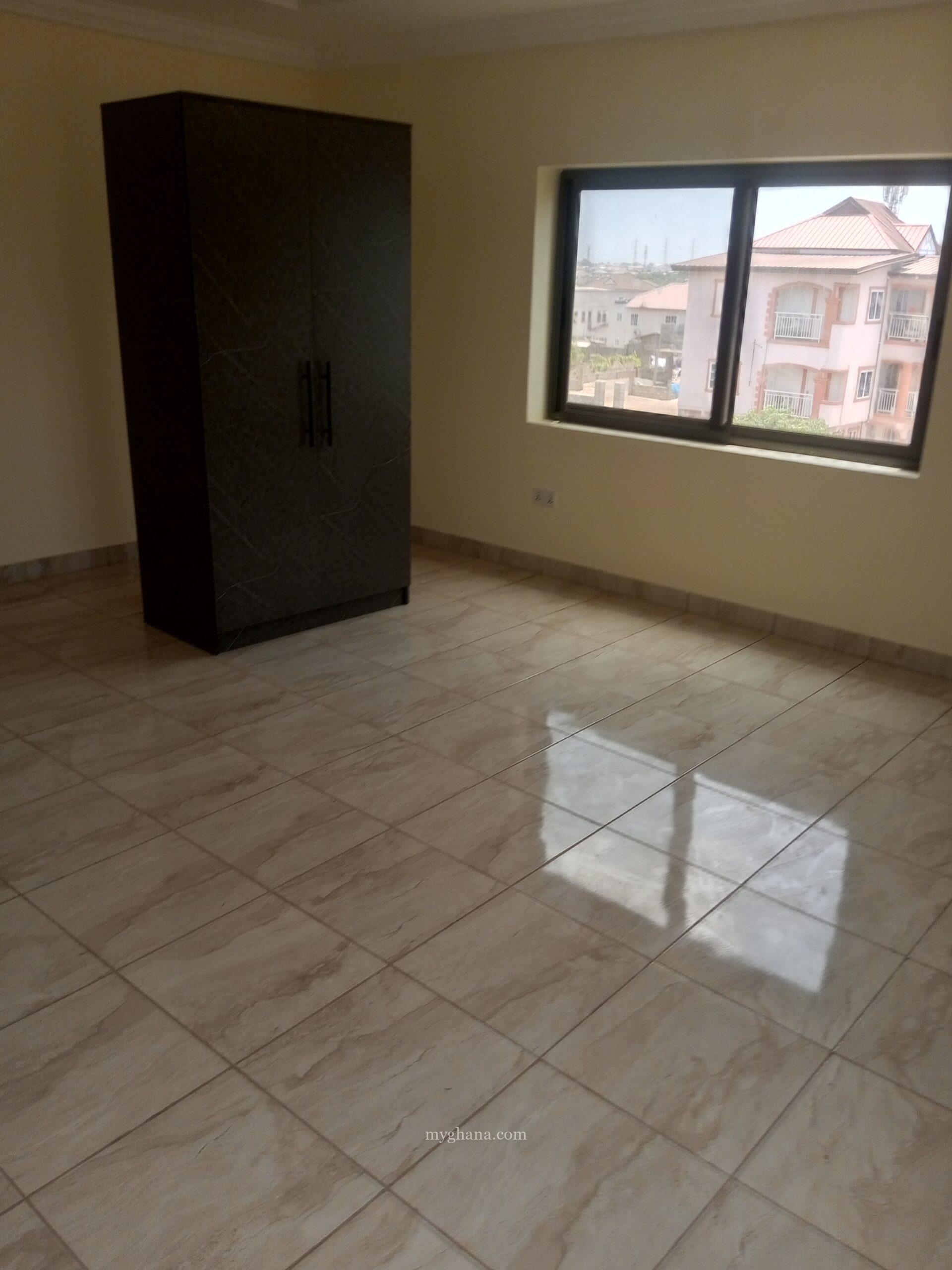 Two bedroom apartment for rent at community 25