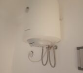 Two bedroom apartment for rent at community 25
