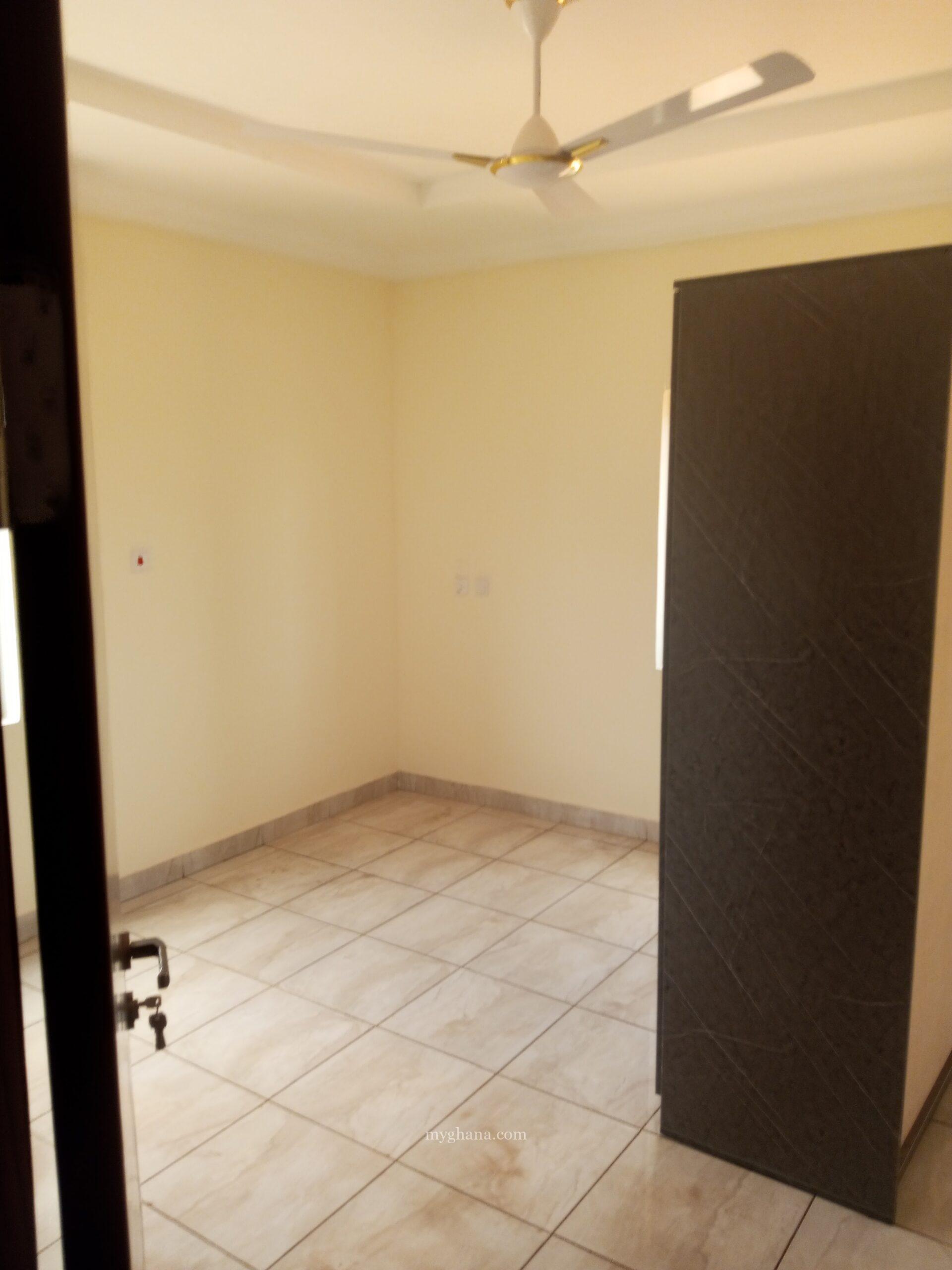 Two bedroom apartment for rent at community 25