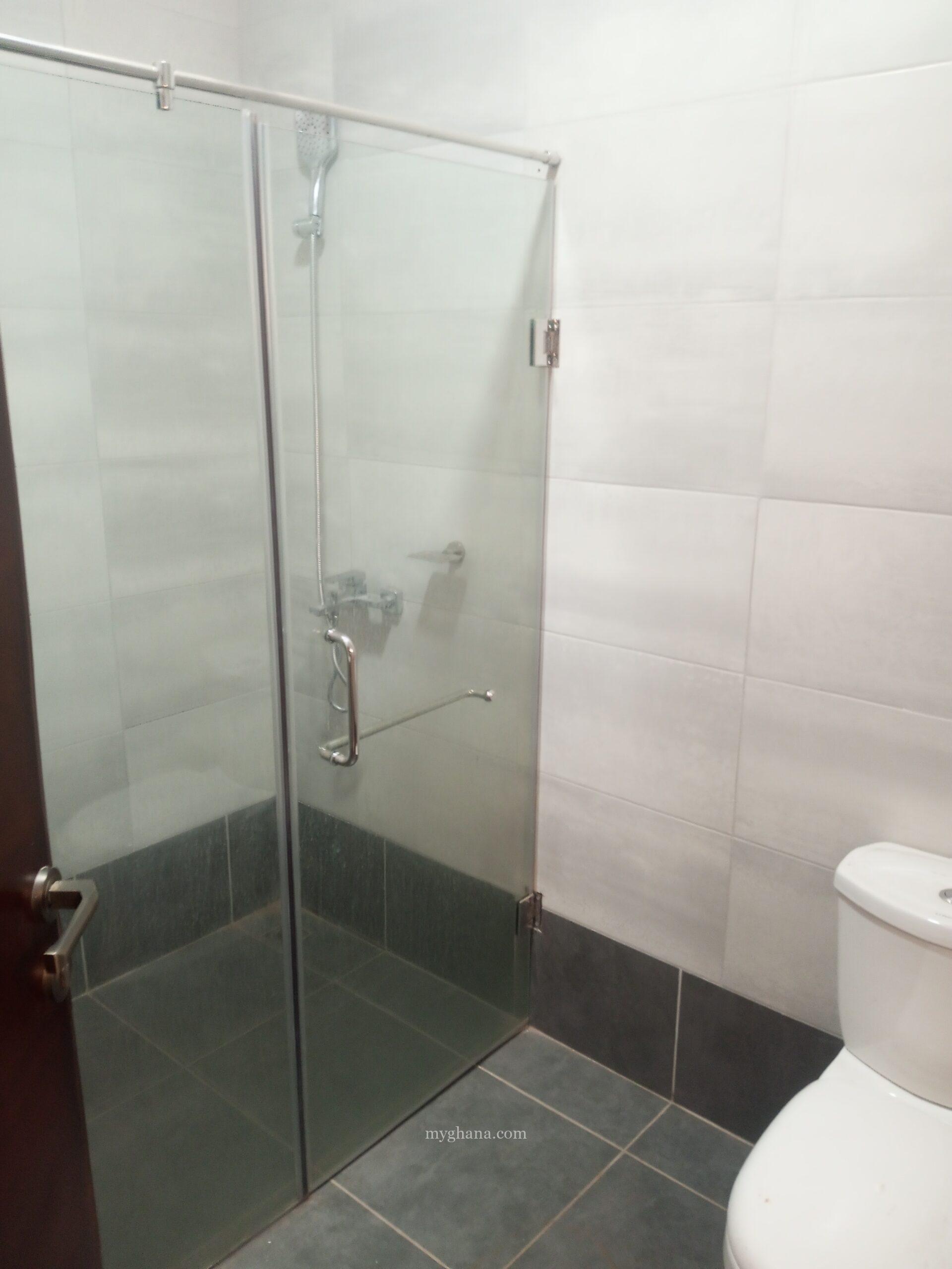 Two bedroom apartment for rent at community 25