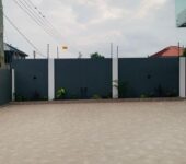 Executive 5 bedrooms house forsale at oyarifa focus hospital area