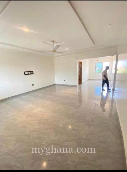 2 bedrooms apartment for rent at oyarifa