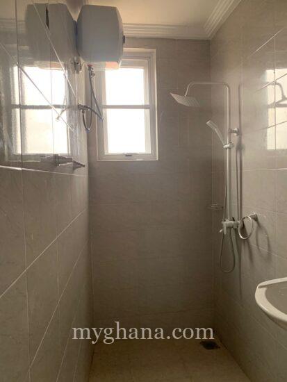 2 bedrooms apartment for rent at oyarifa