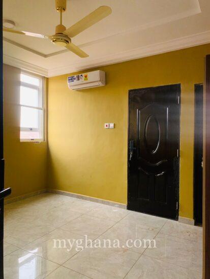 2 bedrooms apartment for rent at oyarifa