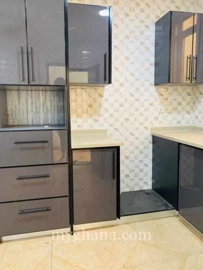 2 bedrooms apartment for rent at oyarifa