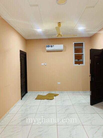 2 bedrooms apartment for rent at oyarifa