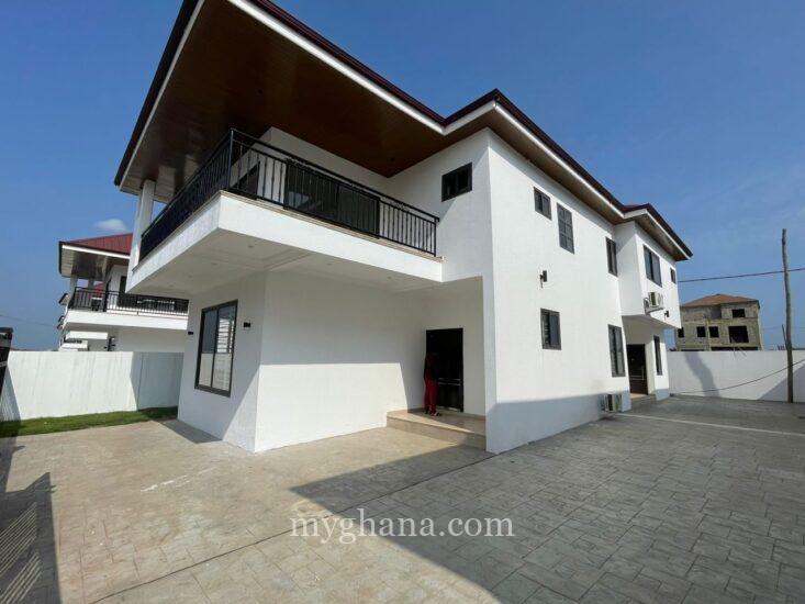 5 bedrooms house forsale at Madina Ritz Junction