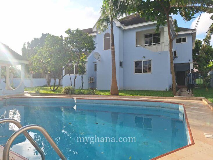 4 bedroom house with pool to let at Abelemkpe near Lincoln School, Accra