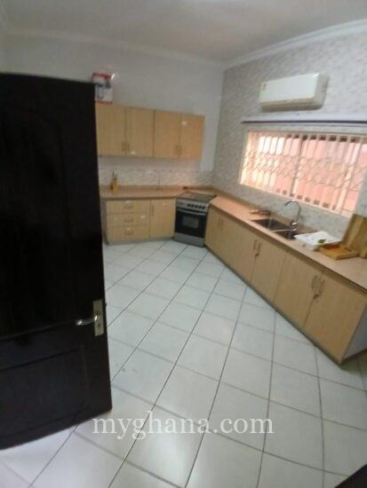 Executive 4bedroom house with 2boys quarters and a standby generator at eas