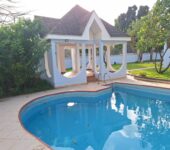 4 bedroom house with pool to let at Abelemkpe near Lincoln School, Accra