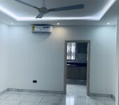 2bedrooms apartment for ren in Adjiringanor School Junction