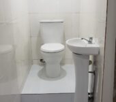 Executive newly built single room self contained for rent at lakeside commu