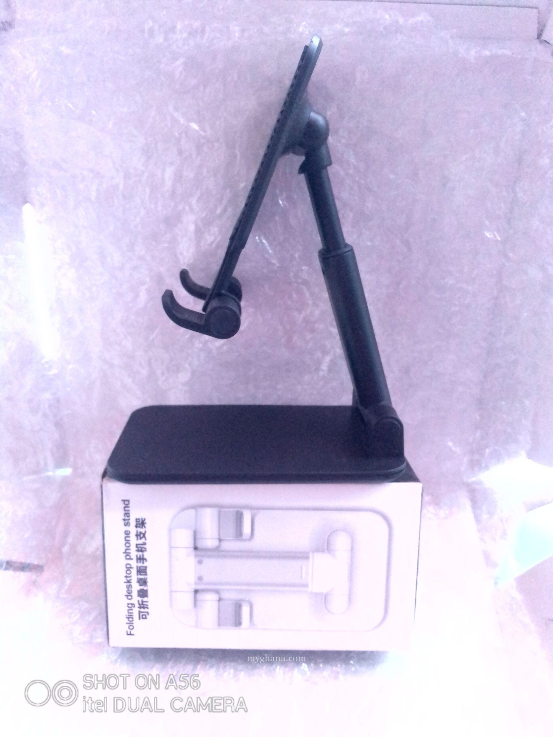 Folding desktop phone stand