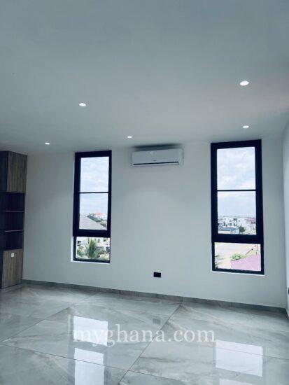 4bedroom house for sale at East Legon