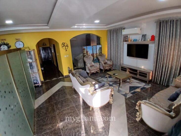 Executive 4bedroom house with 2boys quarters and a standby generator at eas