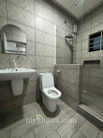 3bedroom house for rent in East Legon Hills