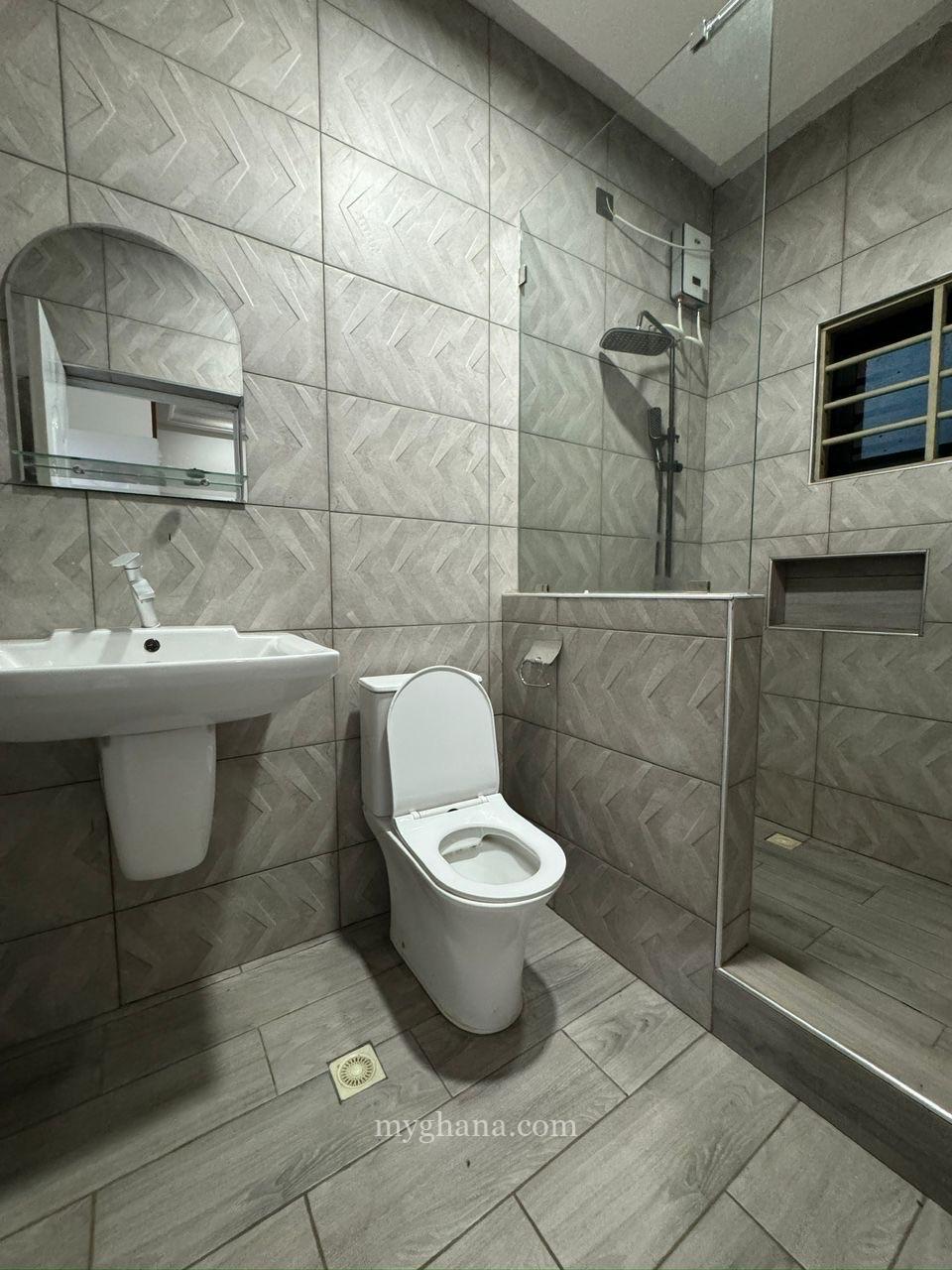 3bedroom house for rent in East Legon Hills