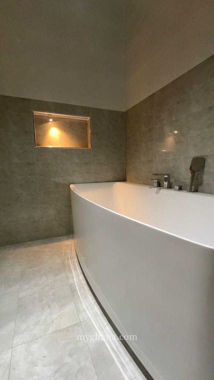 4bedroom house for sale at East Legon
