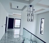 3bedroom house for rent in Adjiringanor school junction