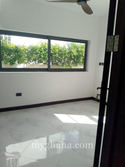 3 bedrooms house for sale at Achimota mile 7 ,CFC Estates